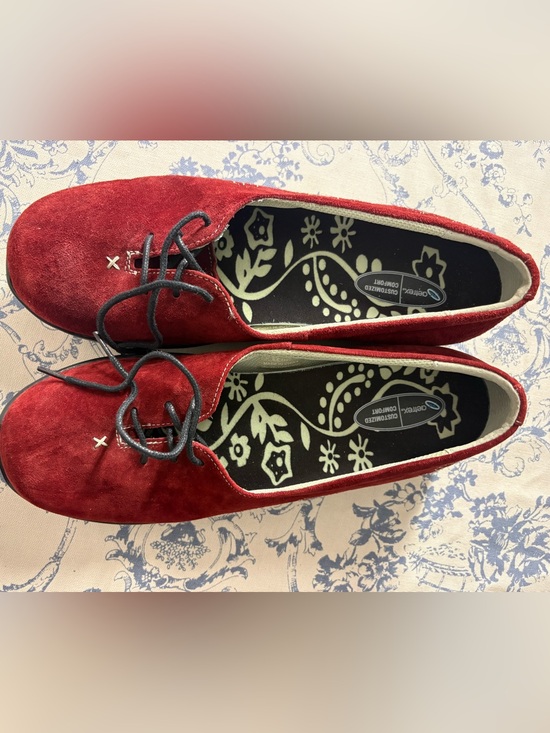 Aetrex Shoes - Aetrex Women’s Red Suede Lace-Up Flats